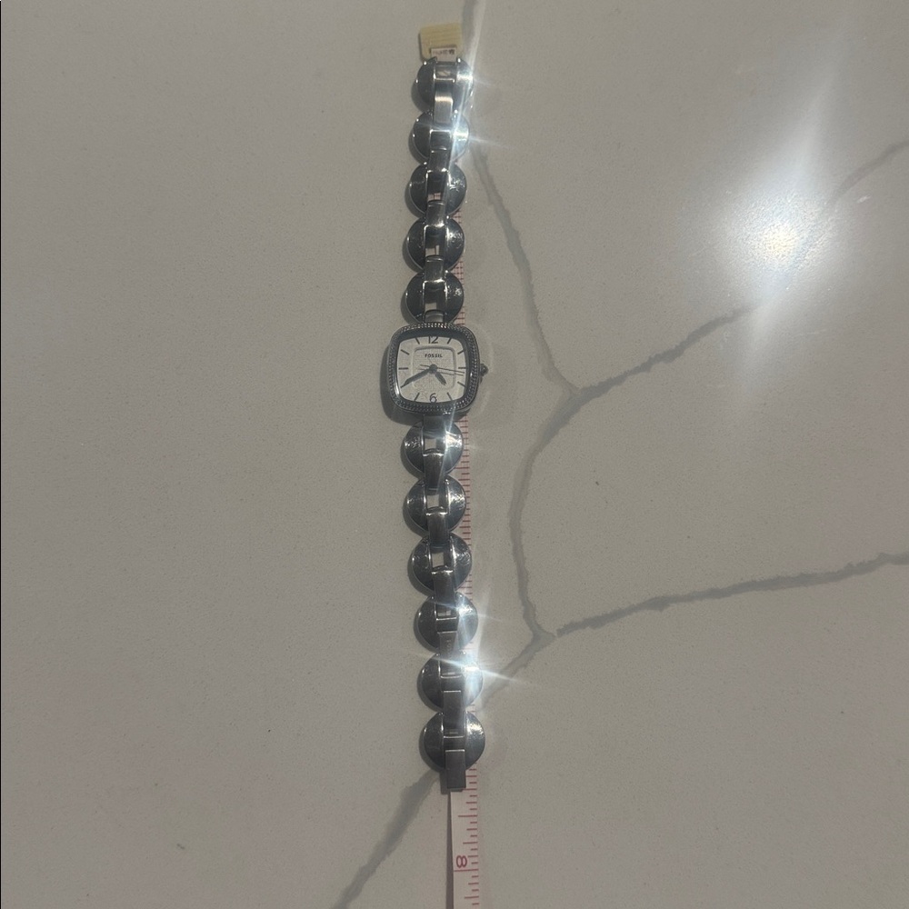 Fossil White Face Silver Bracelet Watch - Picture 4 of 4